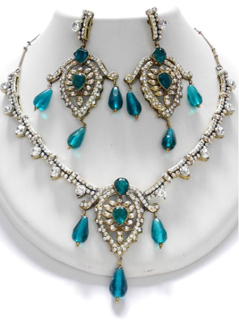 Victorian Jewelry Set